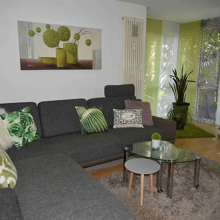 Ferienwohnung Am Wasserturm * 罗特威尔
