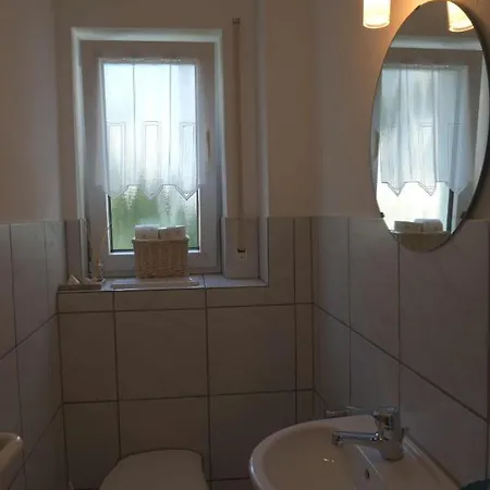 Ferienwohnung Am Wasserturm * 罗特威尔